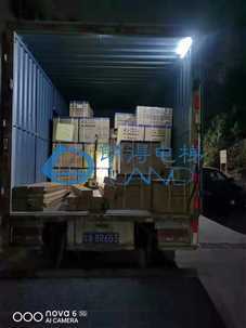 ??59条扶手+28套空调+电缆1458米发货